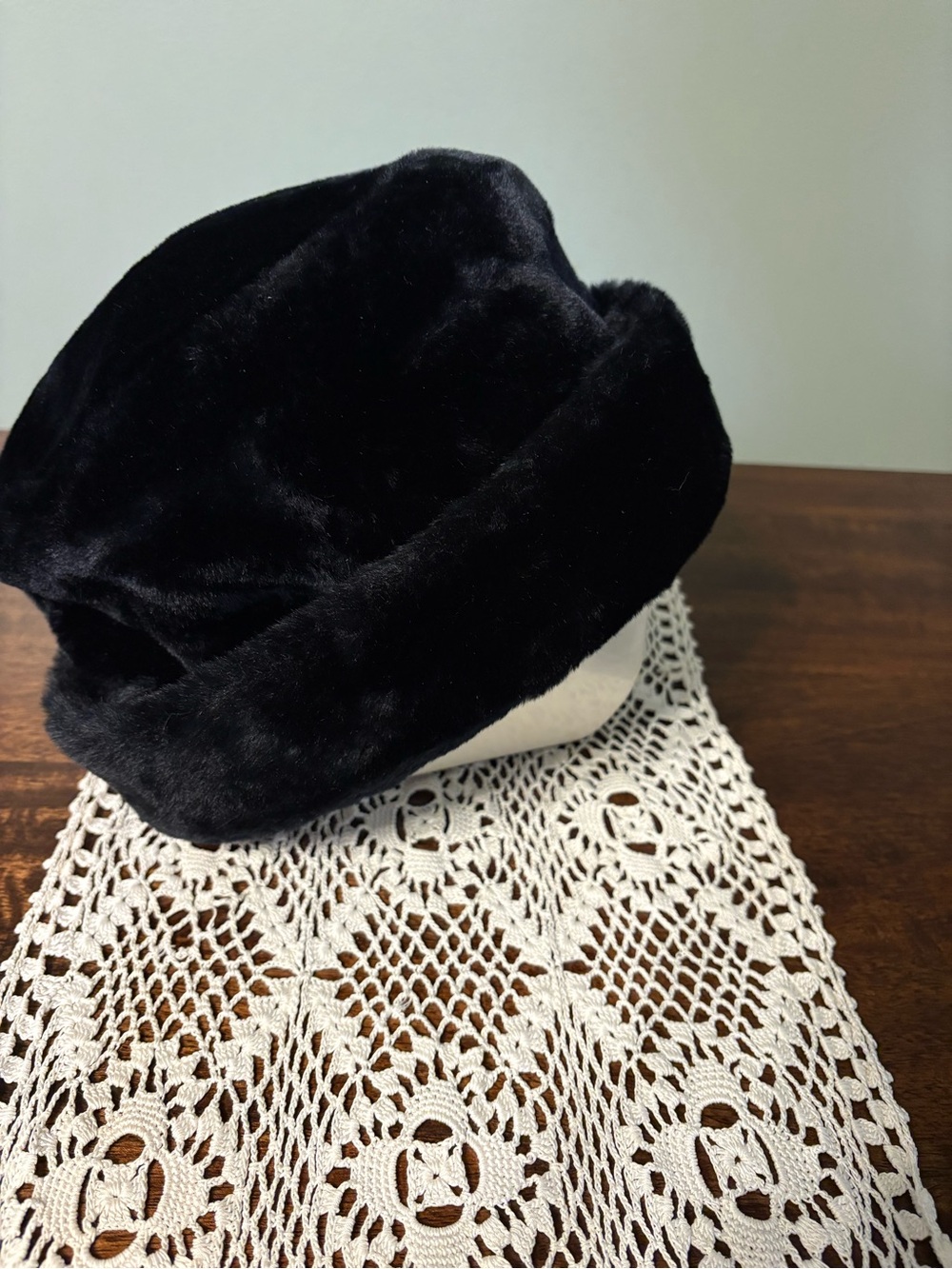 Women's Black Faux Fur Bucket Hat - Luxe Plush Winter Accessory